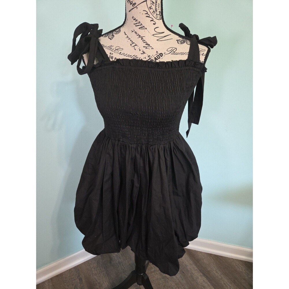 Pants store mini puff ballon dress black mini small smocked preppy
